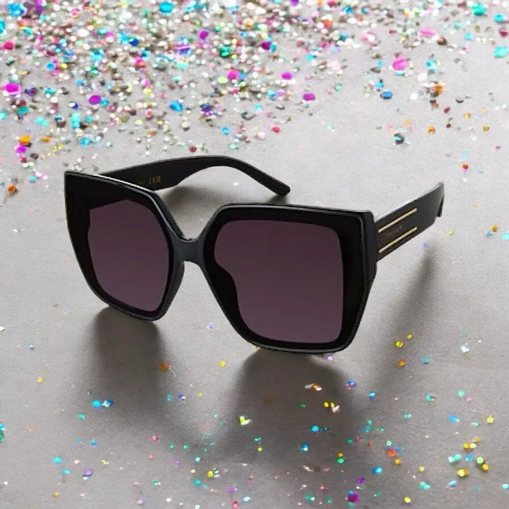 Tahari Oversized Square Sunglasses TH904 OX Shiny Black Frame Gradient Lens NWT